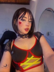 Kat_Saky kullanıcısının YOUR LADY OF HEARTS❤️‍🔥 albümü -  2 fotoğraf