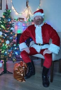 Gingerbeard40 kullanıcısının Merry Christmas and Happy New Year 2026 albümü -  2 fotoğraf