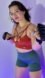 Scarlett_3X Get to know me: A sports fan! Pic 5