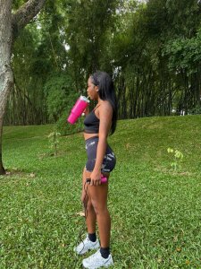 MILA_ROE Sun, movement and good vibes. 🌞 Bilde 5