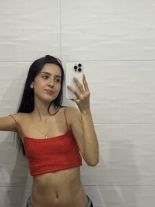 Vanessa_17 Public Pic 2