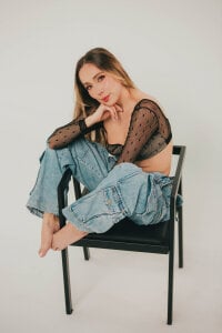 laurencarter1 kullanıcısının 🍷 Midnight Glow 🍷 albümü -  3 fotoğraf