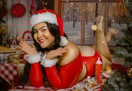 MAGIEVANS1 kullanıcısının Christmas Seduction 🎁🔥 albümü -  4 fotoğraf