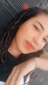 sarasmall415 Public Pic 3