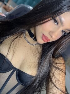 MelanieRioss 😮‍💨 Pic 2