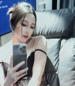 彩蛋🐣 de XIAOJIEBB-2025 Foto 3