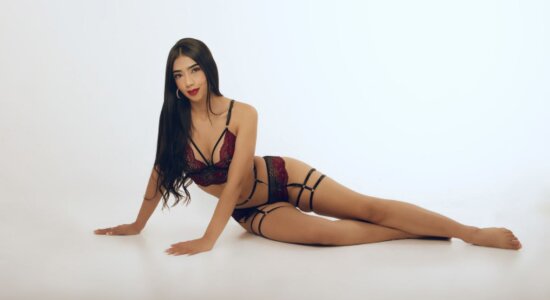 MollyFerrer_ Flowers 🌷 Pic 6