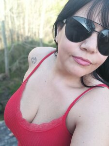 reynaelizabeth exterior Pic 6