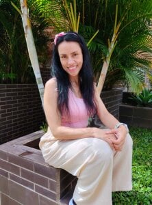 Bella_Exhibition Public Pic 3