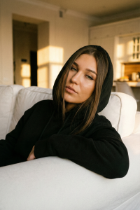 helenahoff Public Pic 5