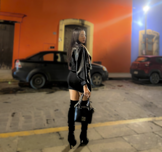 Public de AlejandraAzahar  4 photos