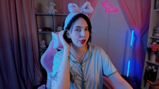 ElenaSomerhalder Public Pic 3