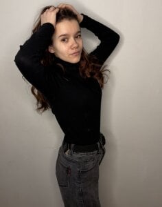 LouanneBrant Public Hình