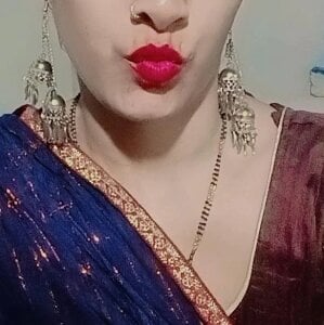 Miss-naina24's XXX Photo Albums with Erotic Pics | xHamsterLive