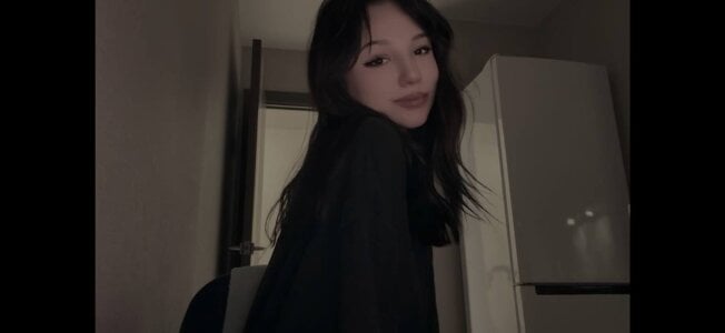 AugustaDakin My new life😏🪭 Pic 3