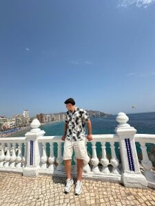 jordanscott20 on the beach Poză 3