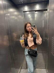 DarlineHendry Evening walk Pic 3