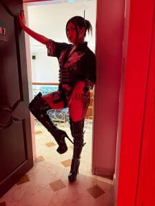 Agnes_jones_ Temple of Silk and Shadows Pic 5