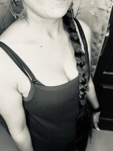 Juicy_Candy Public Pic 4