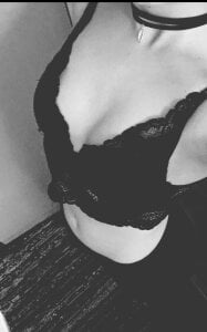 lolaslavess Public Pic