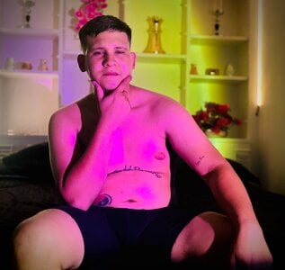 Bi_Loverss Public Pic 9