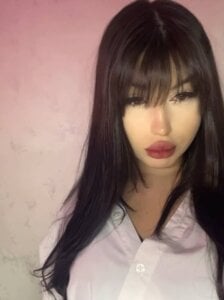 MignonBlunden Explore me Pic 2