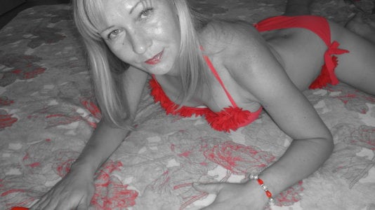 Christine_35 Public 사진 8