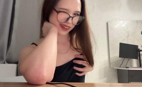 AugustaDakin sweet April😍 Pic 3