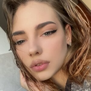 IlanaLafferty Public Pic 3