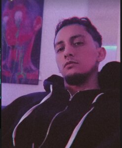 Franhugecum Public Pic