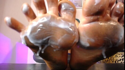 Xeena_ Do you like foot fetishism? Pic 4