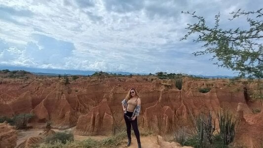 hilarymilky Me รูป  5