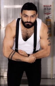 LeonidasKaiser strong and passionate boy зображення 4