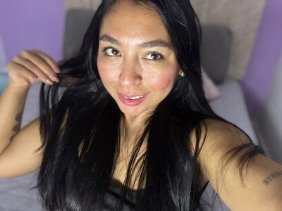 marywhitee__ I love dressing in black Εικόνα 5