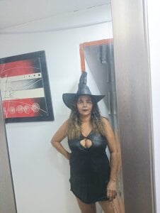 rousse_sexyandhot Happy hallowen Pic 4