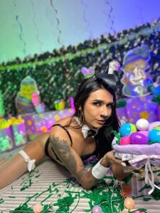 LauraaGomezz__ 🐰🥚EASTER DAY Pic