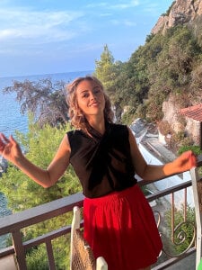 Anna_Love1 Sexy on vacation Pic 6