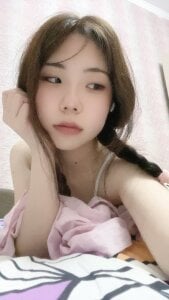 AprilOnilll Pale Heat . fénykép