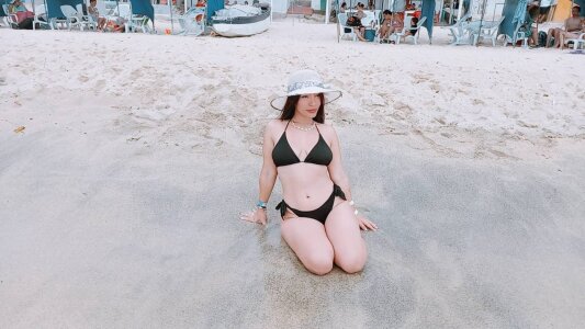 Ema_hot_01 EMA...< Pic 2