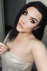 ravenrayyy@xh Raven Public Pic 2