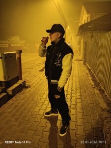 Edward2611 Public Poză 2