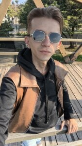 smallgiant27 Public Pic 6