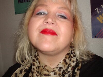 Blasflittchen selfies im Büro Pic 7