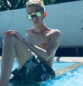 Juaan_Diick kullanıcısının enjoy a little on the family farm albümü -  fotoğraf