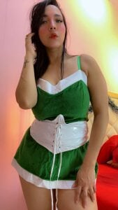 Eva_Grace_ Santa’s Favorite Secret: Hot Holiday Session 🔥🎄 Pic 2