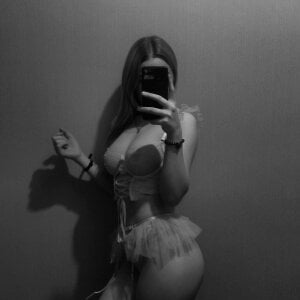 Kitten-Meow Sexy outfit Pic 2