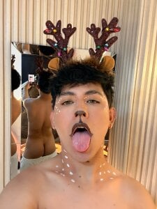 Reno 🦌 de Thristan_Leones  5 Imagens