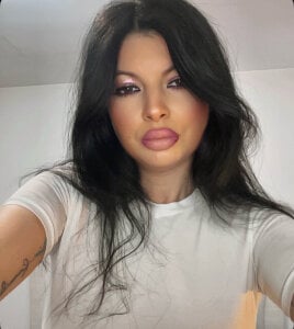 naughtymommy666 Who said that you gotta be naked to be sexy AF ?! Foto 6
