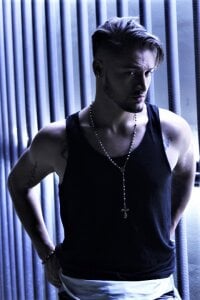 iamxandertv I love the night Pic 6