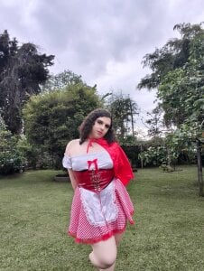 catleya_noire Sweet on the outside, dangerous on the inside 😈 Pic